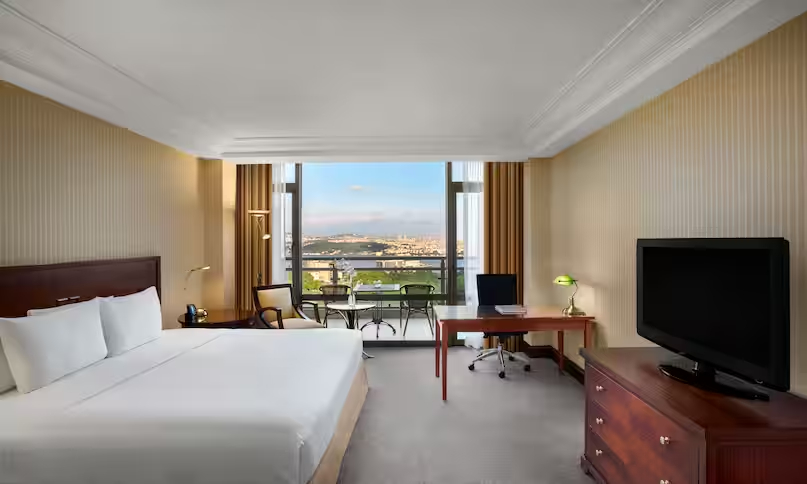 Hilton Istanbul Bosphorus Executive Room, 1 King Bed, Business Lounge Access Bosphorus View